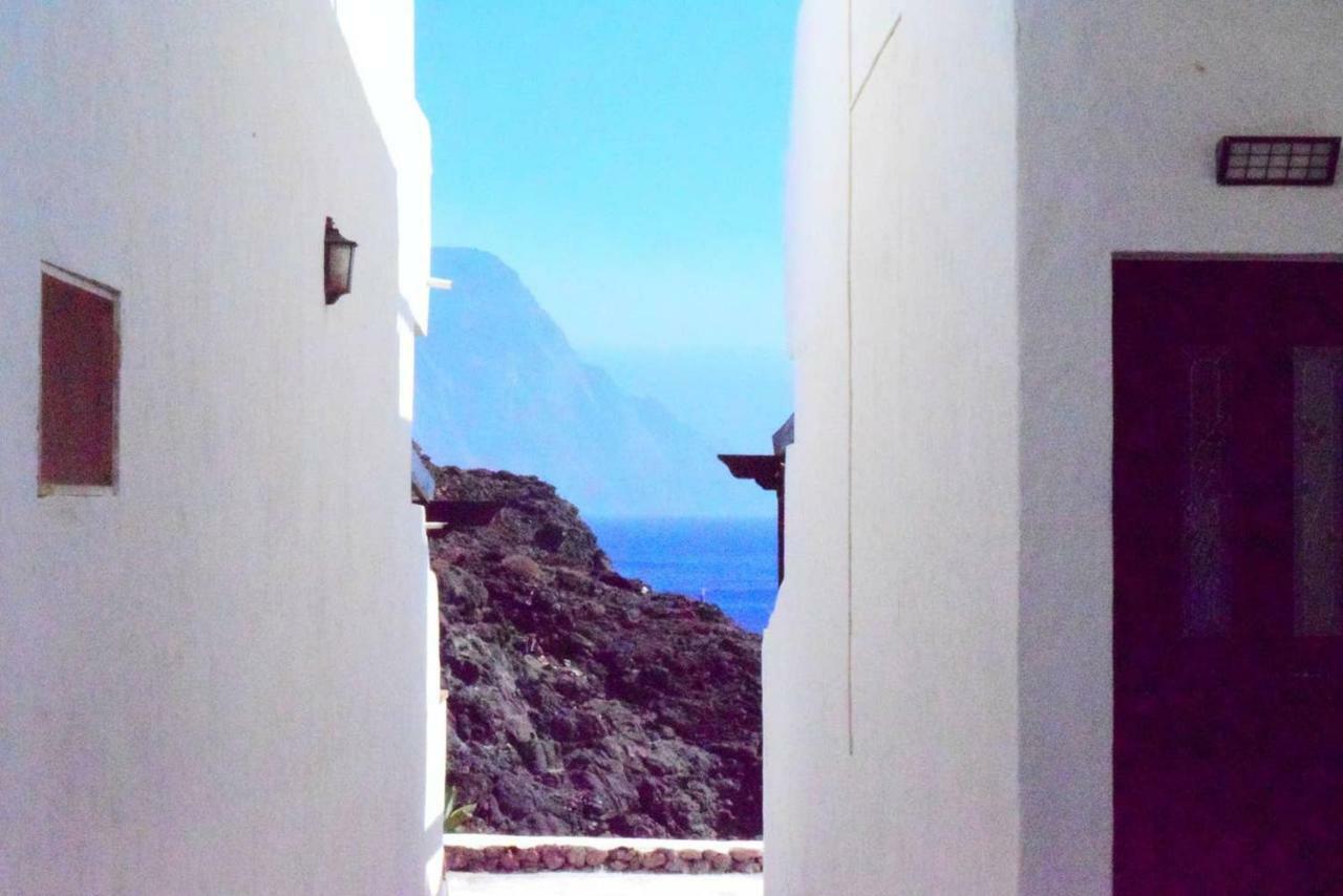 North Cliff Apartment *The Ocean Beneath Your Feet* Gáldar Zewnętrze zdjęcie